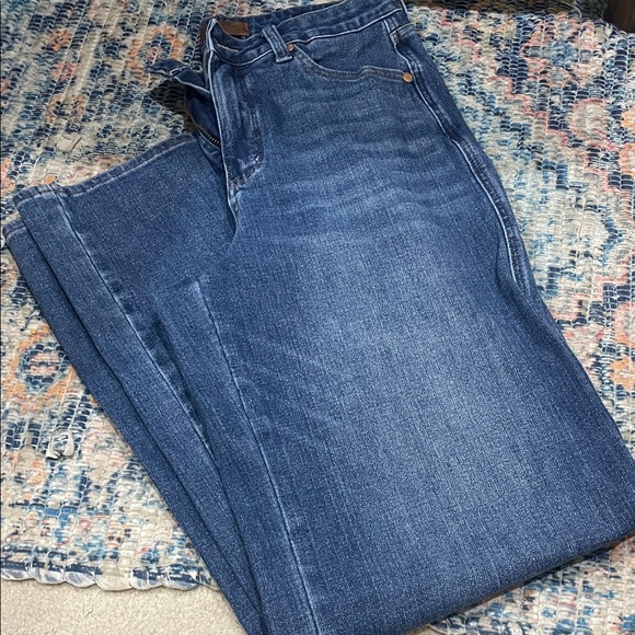 Judy Blue High Rise Tummy Control Retro Wide Leg Dark Denim Blue Jeans - Picture 5 of 7